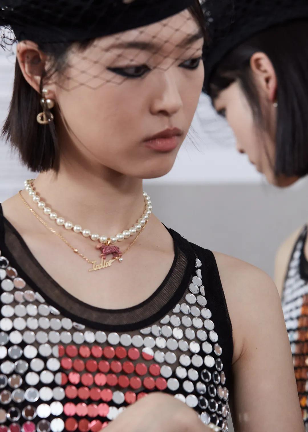 迪奥dior2020走秀冬季款运动鞋,dior2012春夏走秀视频完整版