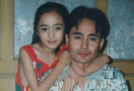 年纪越大脸就会越小是真的吗,如何判断自己是鹅蛋脸还是方脸