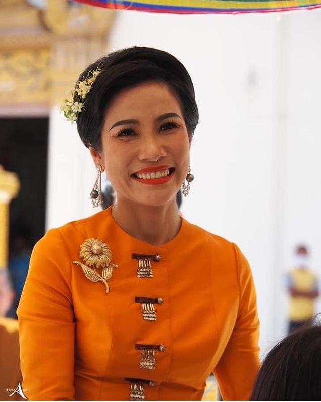 泰王妃诗妮娜回国了吗,泰王妃诗妮娜最新视频