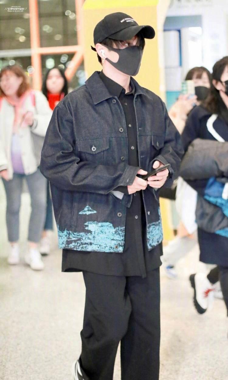 李汶翰简单造型,李汶翰皮衣搭配图片大全