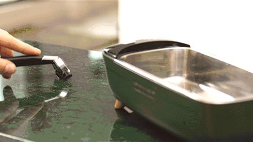 清洁眼镜油污的最好办法,眼镜腿有白色汗渍如何清洗