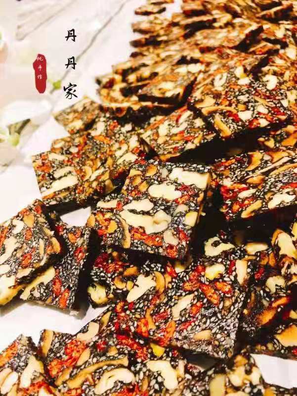 女人就对自己好一点吧,介绍阿胶糕对女人的好处