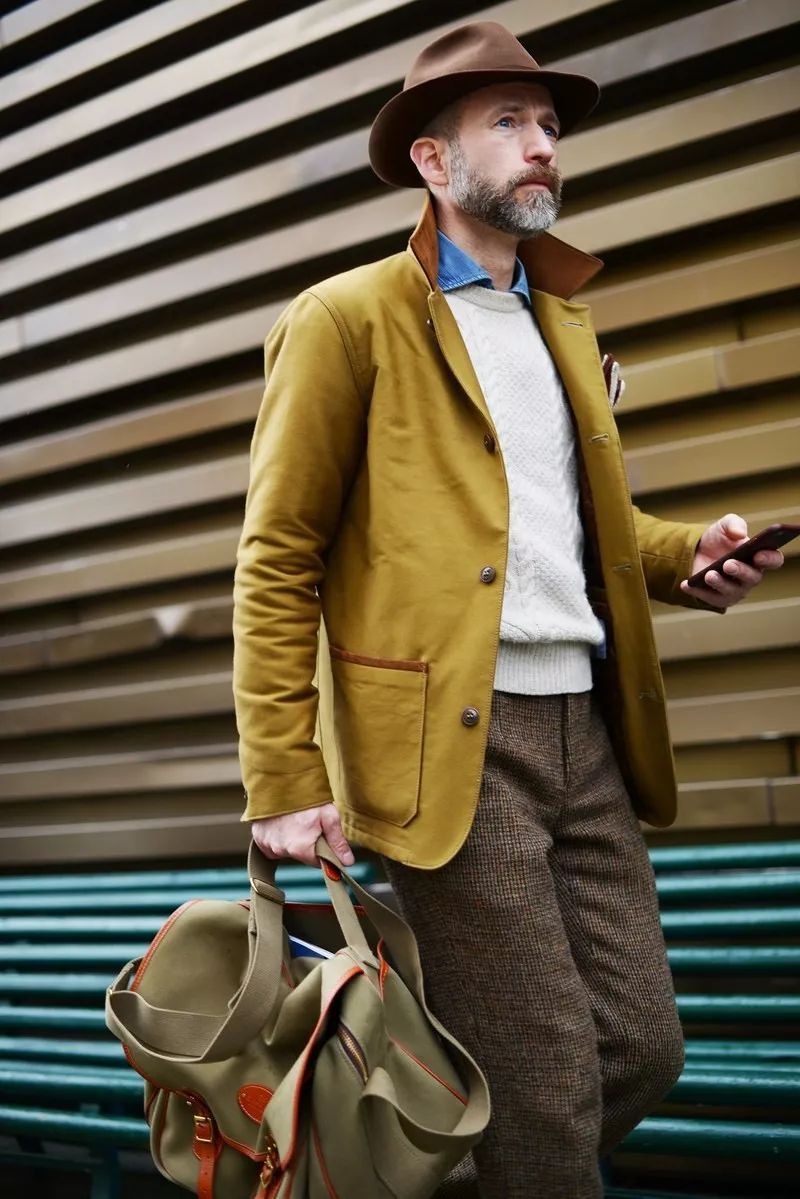 大方得体的穿搭重要性,女生要风度不要温度秋天穿搭