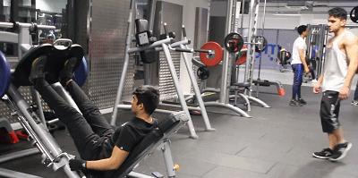 「健康游」新年运动Flag“防倒指南”