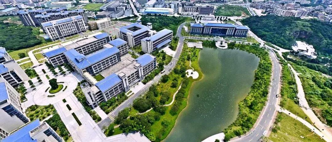 东莞理工学院城市学院新生群,东莞理工学院城市学院英语系