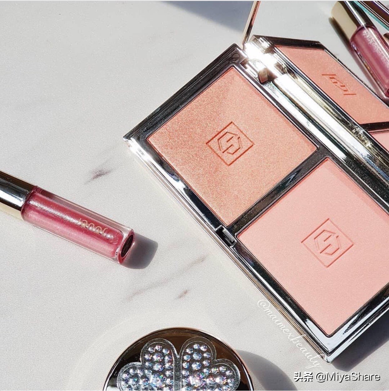 最近最火的彩妆单品推荐,2017年度爱用品专柜篇