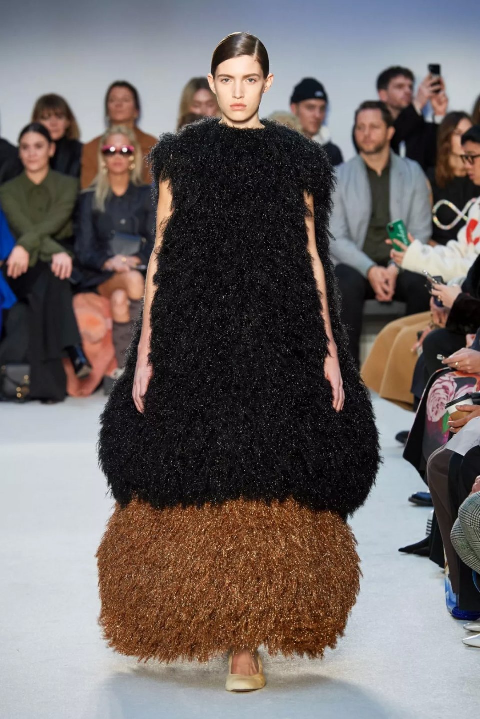 2019伦敦时装周时髦的冬天穿搭,2020年伦敦时装周视频