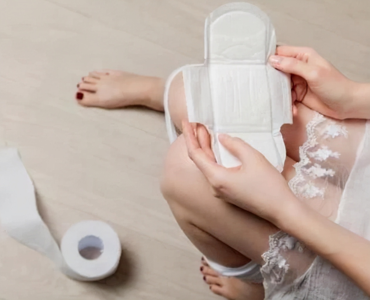 卫生巾一般多久换一次合适,卫生巾多久换一次合适