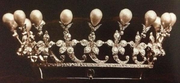 沙皇珠宝,20世纪的皇室珠宝真正的钻石皇冠