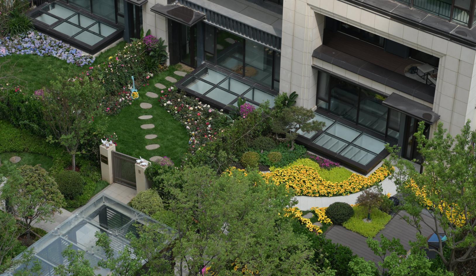 浪漫就是拥有一所静雅庭院院，与你一起云淡风轻