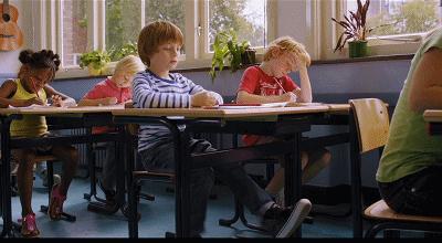 小学二年级班级里老丢东西怎么办,教育小学生丢东西