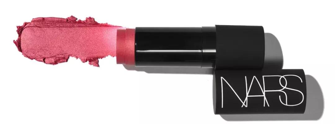 美妆亲测|用了这支腮红棒后，男票总说我的脸白里透红~