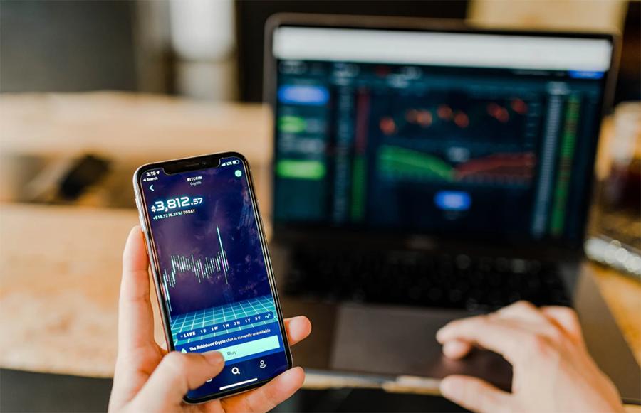 外汇交易致富牛人,做交易5年亏了130万