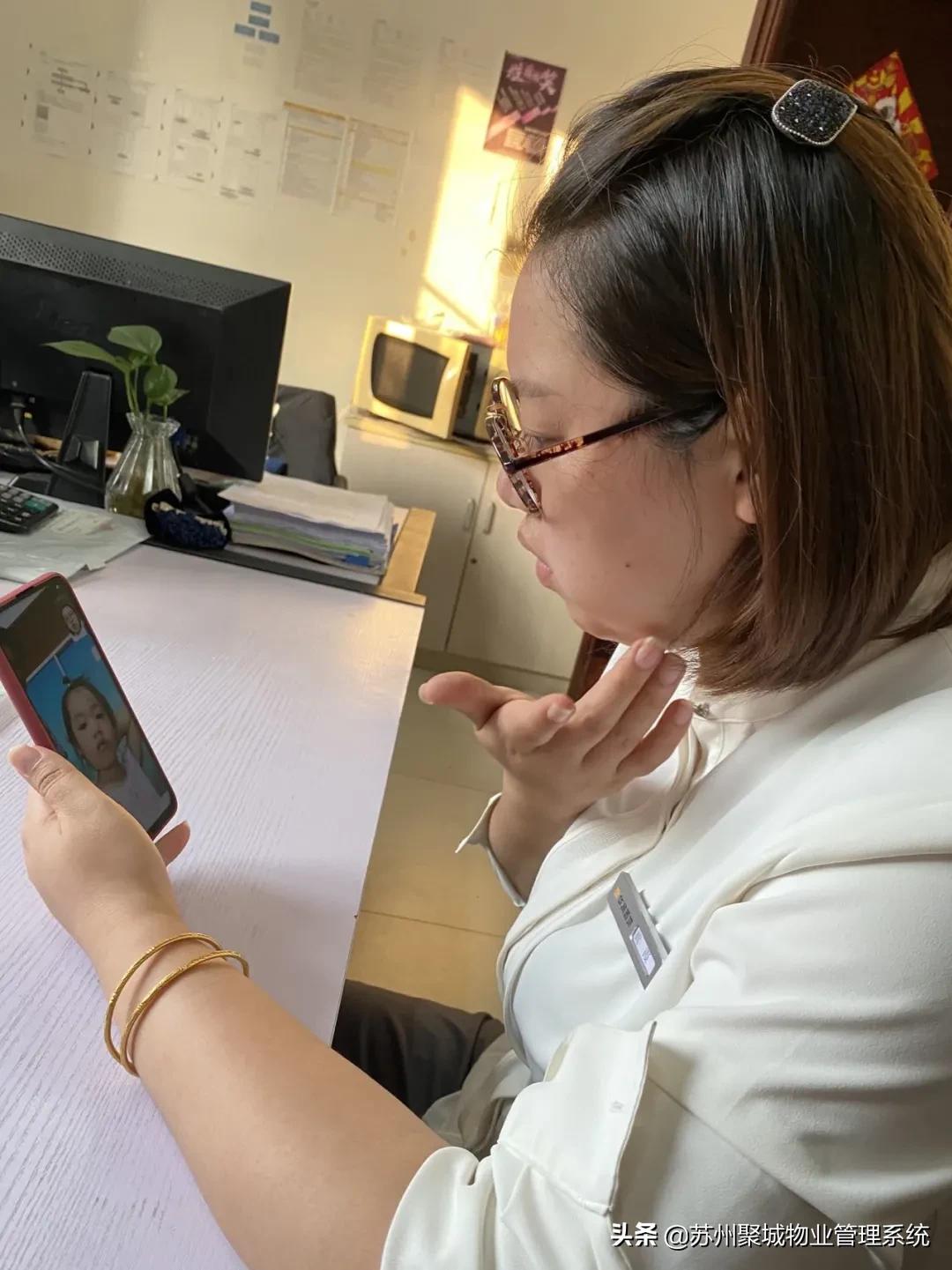 平凡见伟大,致敬一线的「物业英雄」,向物业人致敬