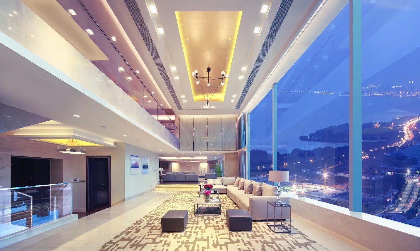 东海国际高档公寓,深圳顶级公寓东海国际公寓