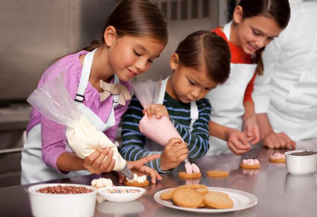 心理学怎么解释对小孩的恶意,心理学解释孩子的自卑