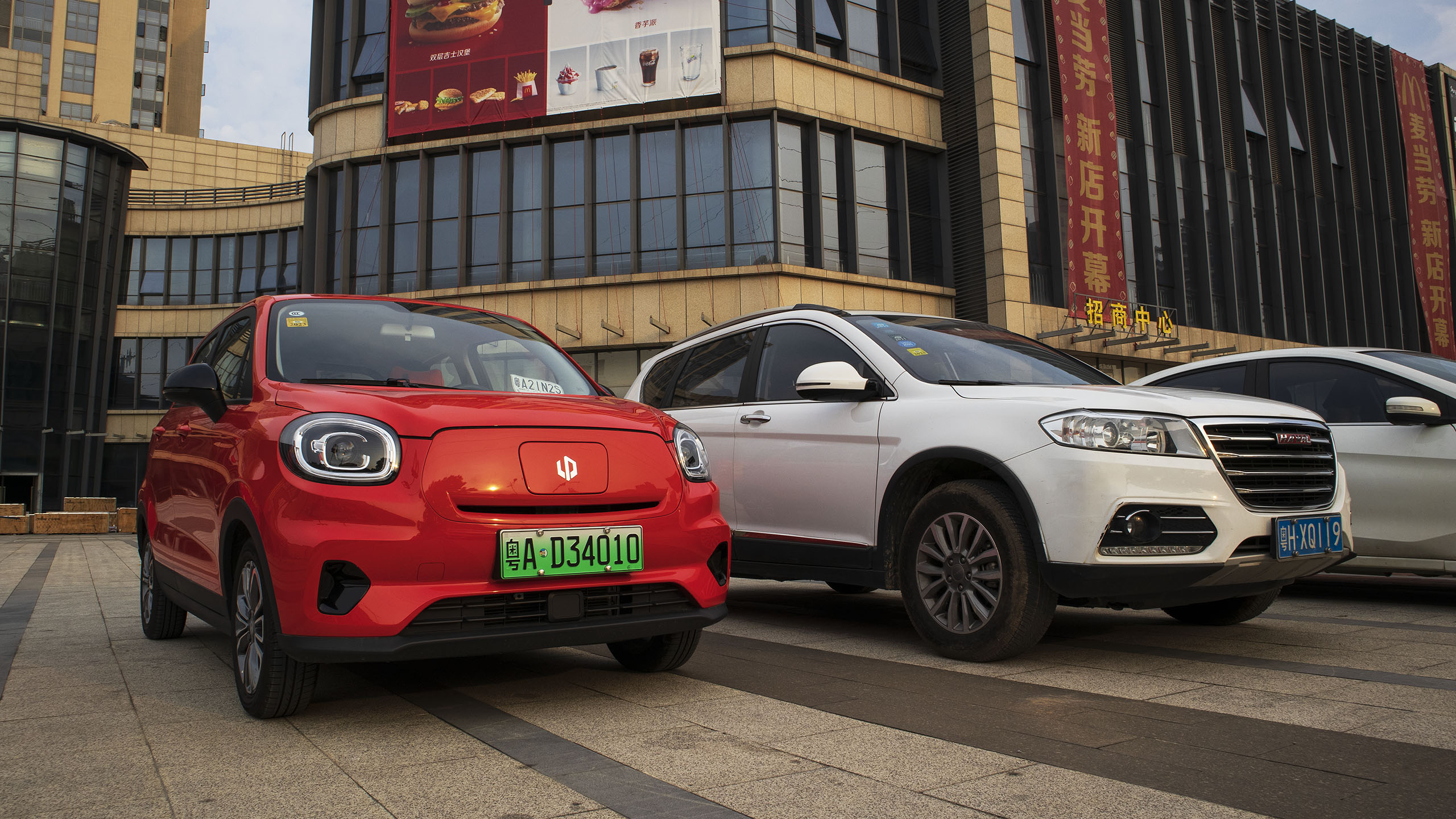 403公里续航,零跑t03310轻享版深度体验