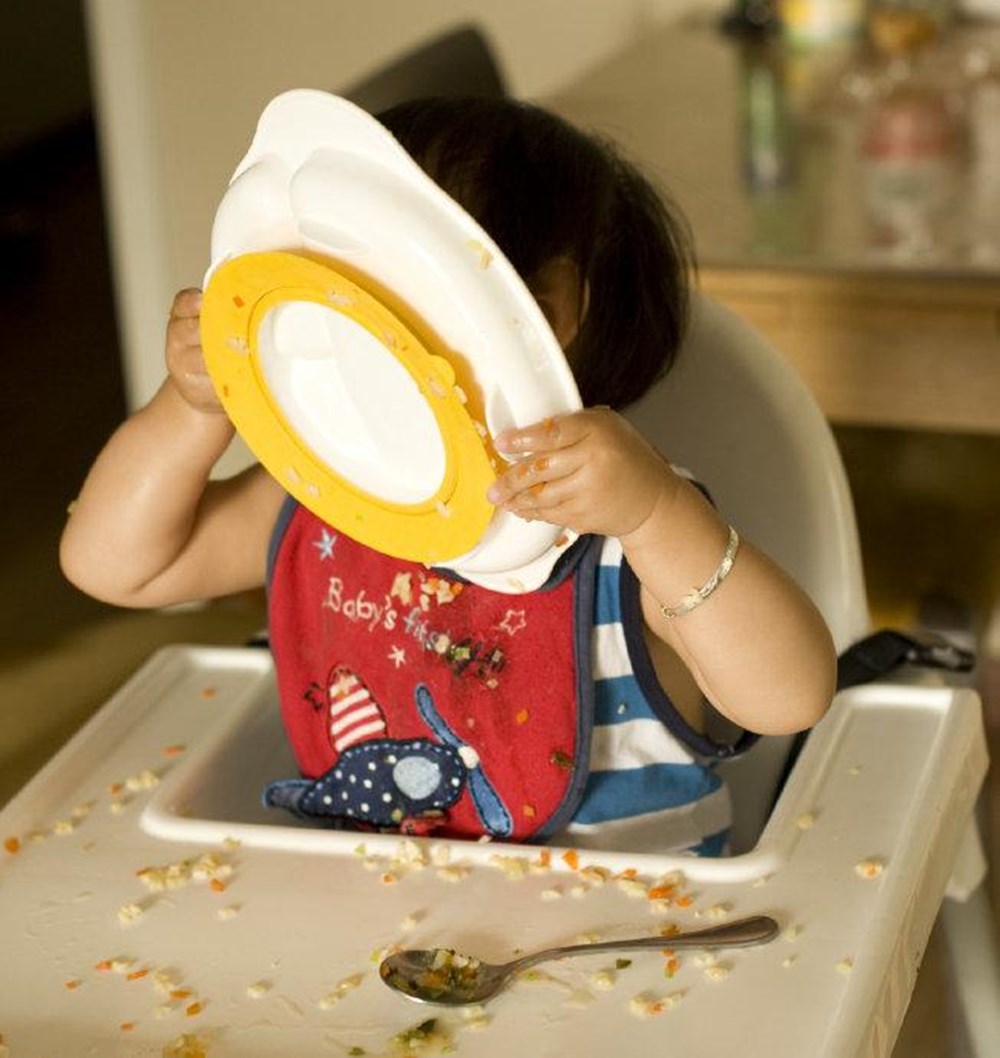 攒肚是肠胃吸收好的表现吗,宝宝在什么情况会出现攒肚子