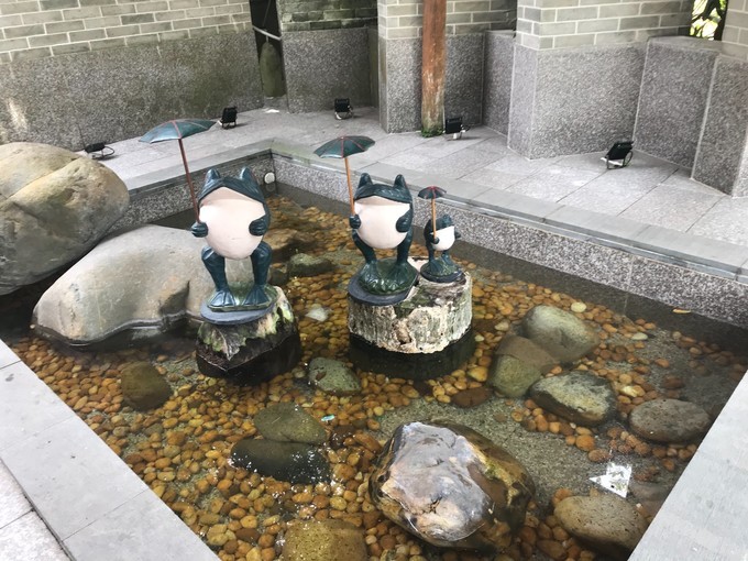 推荐一下珠海泡温泉的地方,珠海御温泉泡温泉看日落