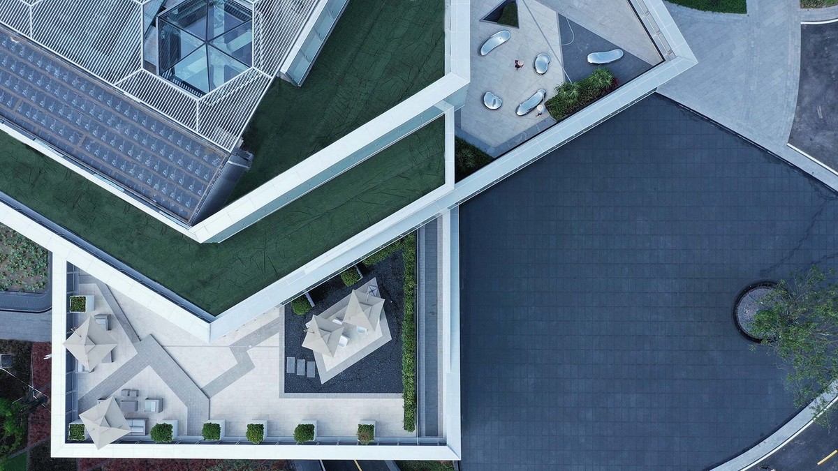 茗软云资料软件:深圳世茂深港国际中心展示馆/水石设计