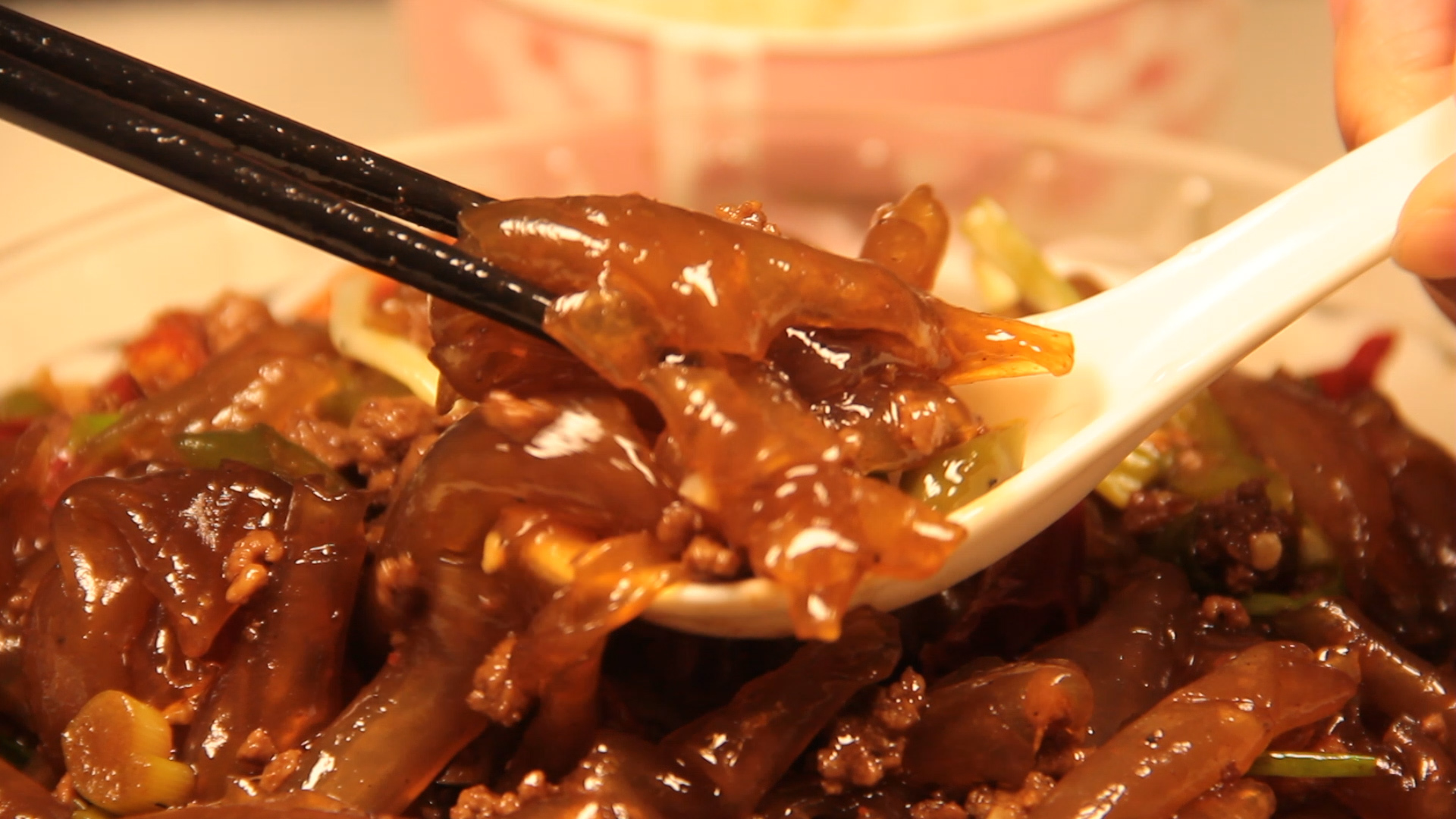 粉皮肉最简单的做法,肉末蒜焖粉皮最简单的做法