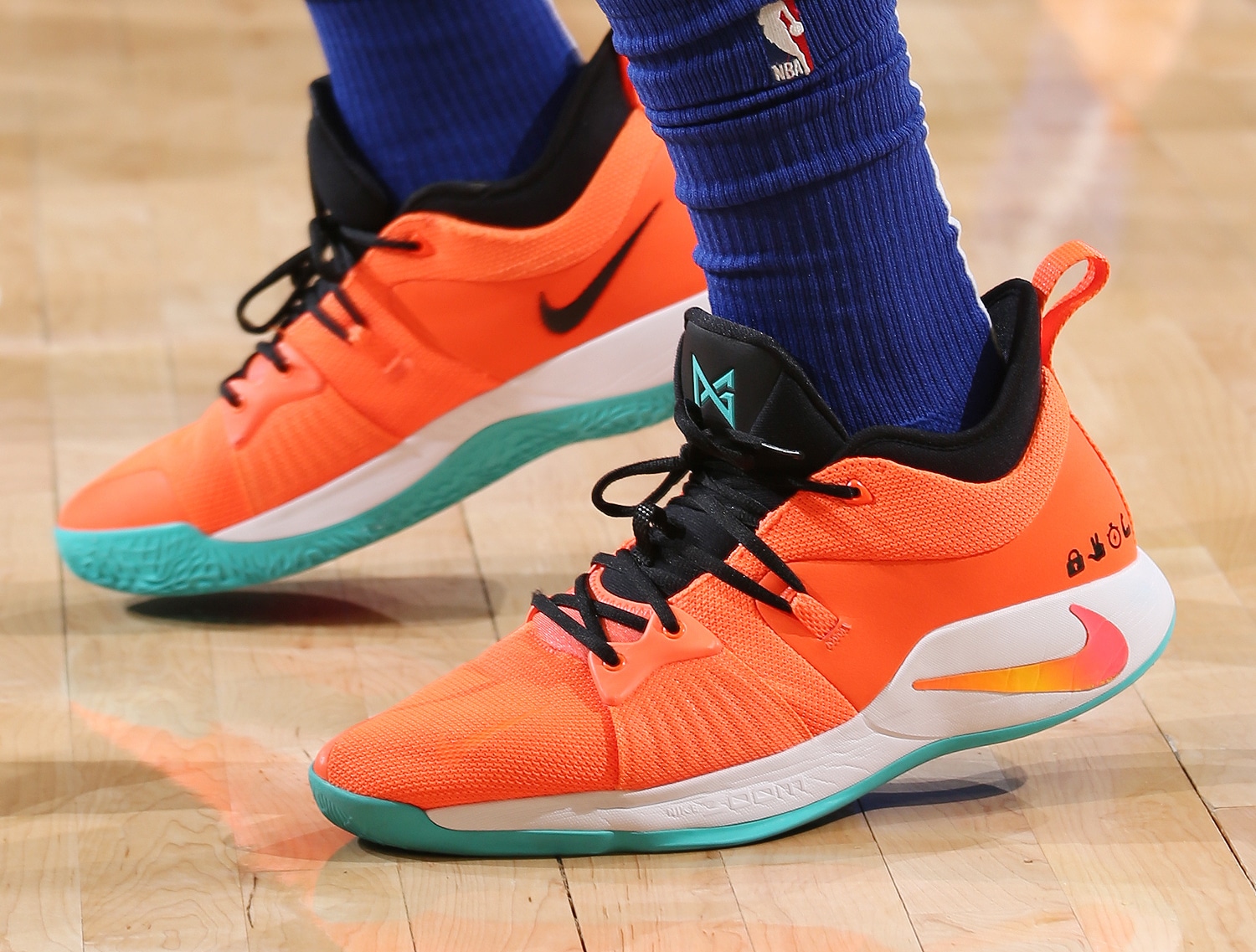 NBA赛场最近三天篮球鞋精选集：鞋头们的赛季鞋王之争越发激烈