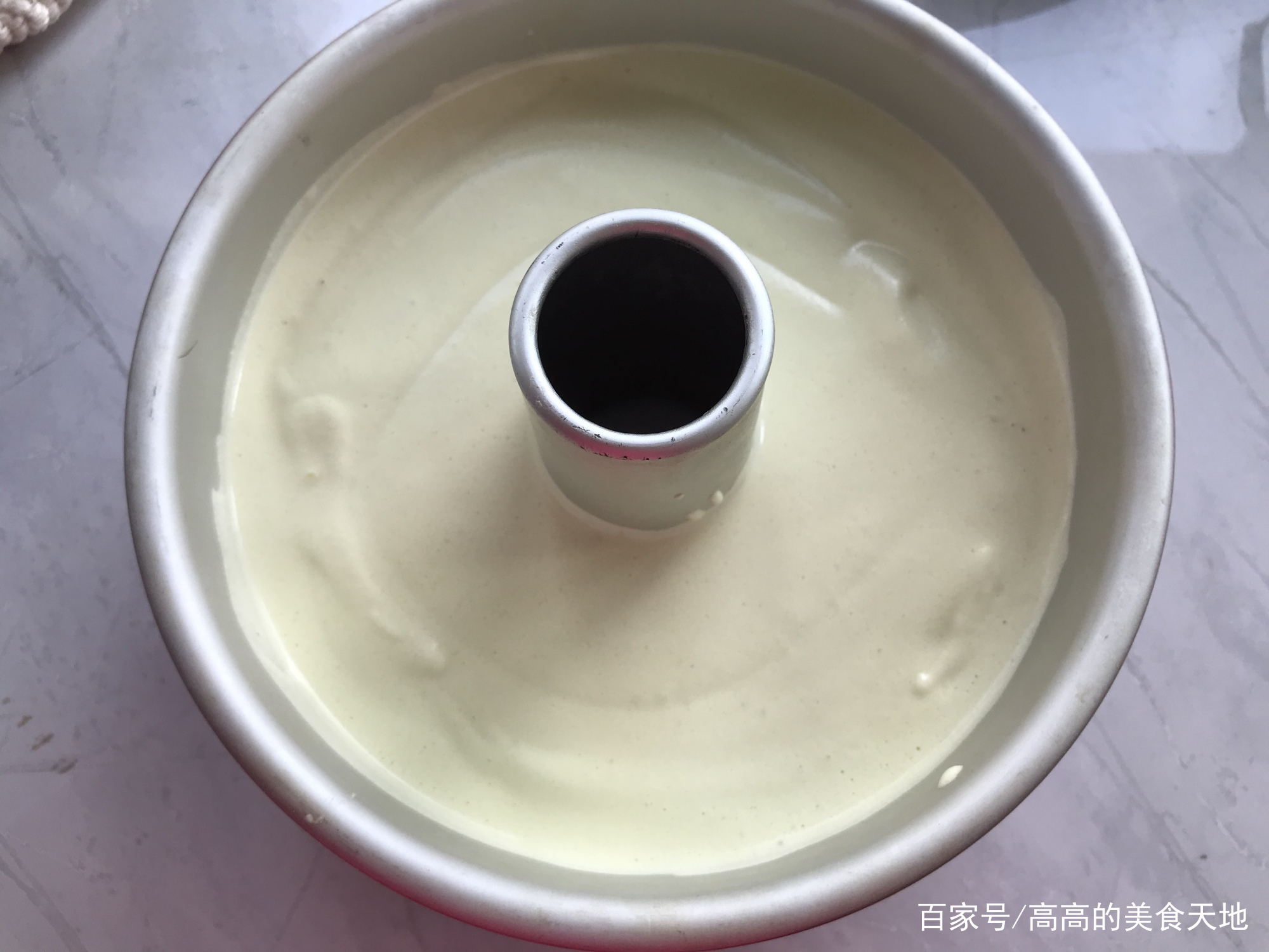 非常细腻绵软的超级简单蛋糕做法,不需要蛋糕粉的松软蛋糕怎么做