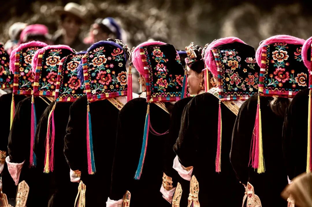 海螺沟秋季风景,川西海螺沟旅游风景照片