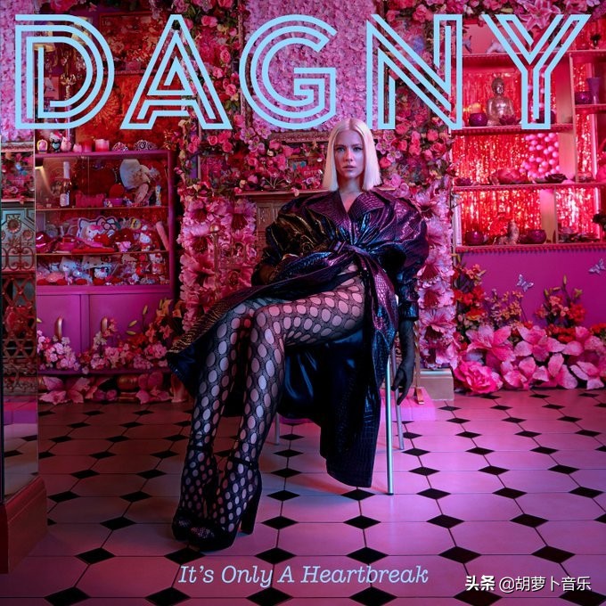 ladygaga斩获三项格莱美,ladygaga获演员工会奖最佳女主角