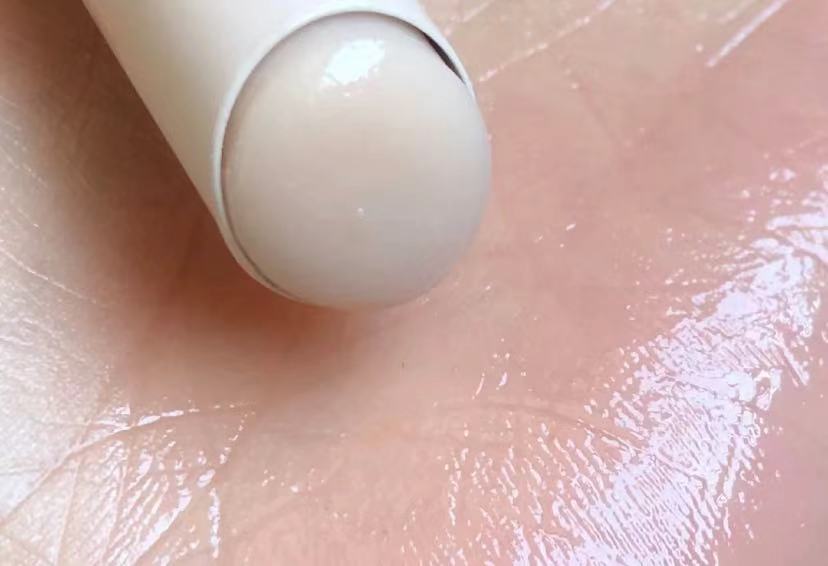 唇膏的9种用法,学会这几个小技巧不会嫌弃牙膏多