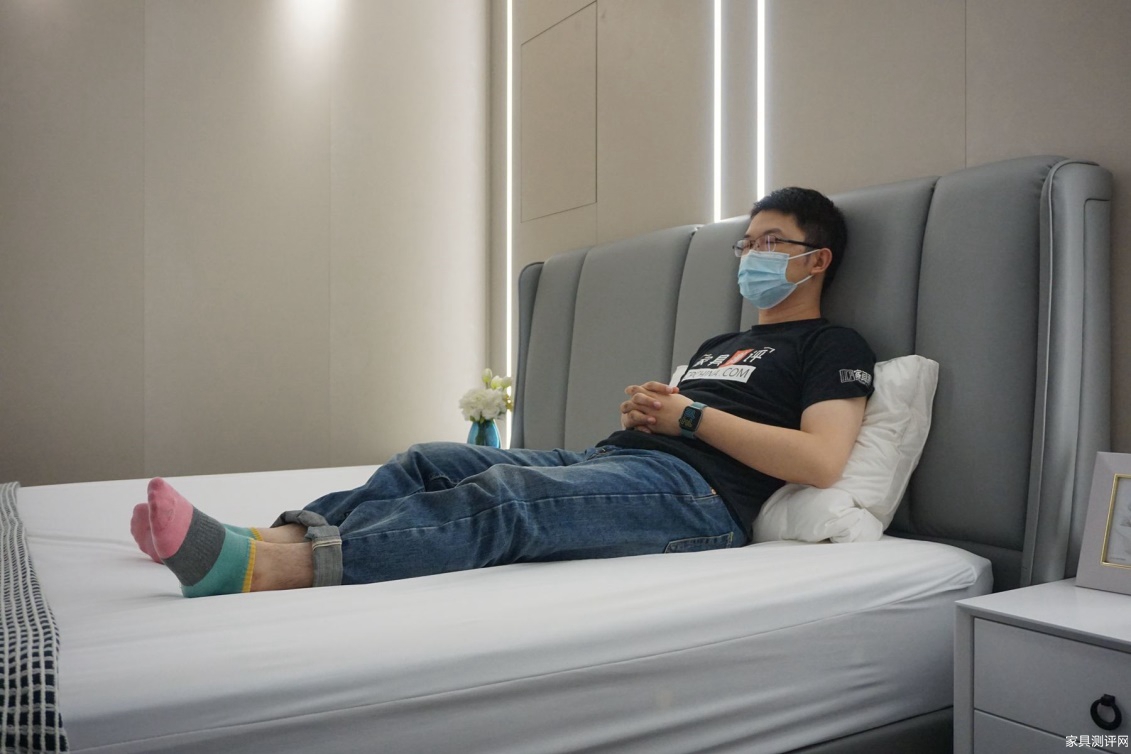 芝华仕5星的床垫靠谱吗,芝华仕5星床垫气味大