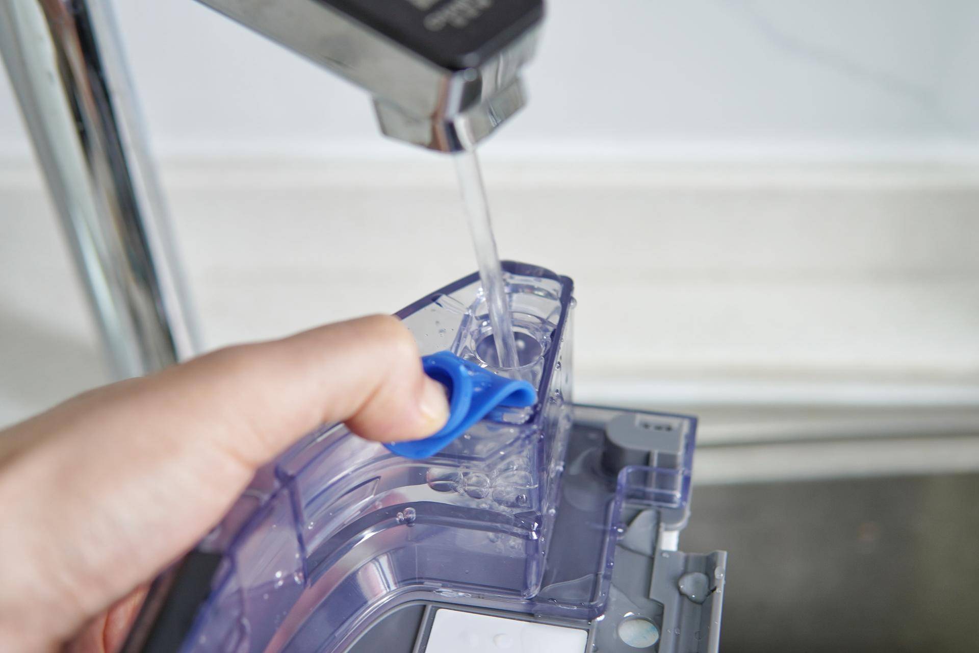 能扫能拖还能除菌？科沃斯地宝DEEBOTN8PRO评测