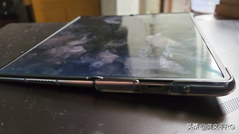 华为matex2最新折叠手机口碑,华为matex2折叠次数官方测试