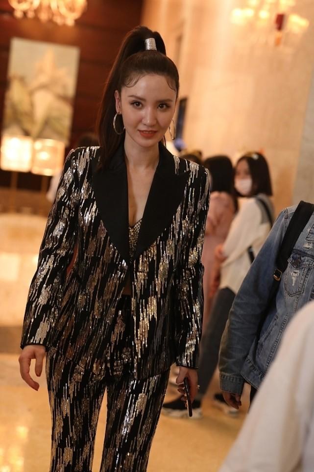 张萌真的很精明吗,张萌10年前的颜值确实爆表