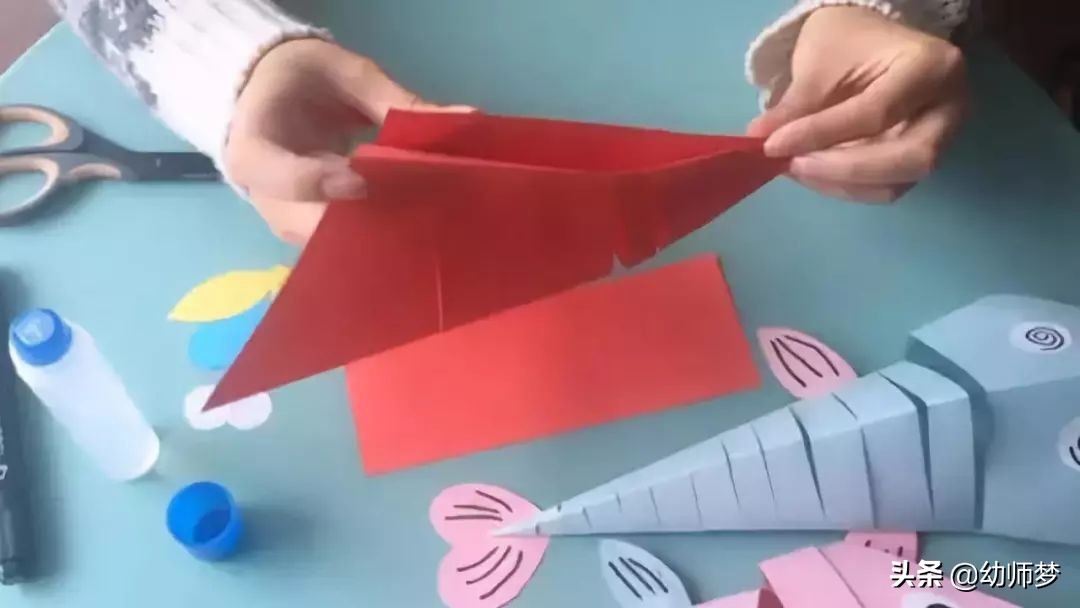 幼儿园手工制品花篮创意环创,幼儿园废旧瓶子手工制作环创