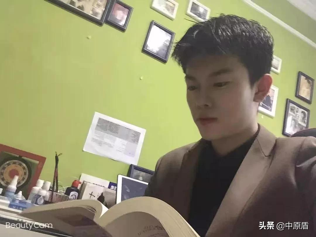 中学生自己要求看心理医生,中学生说不想读书该怎么做