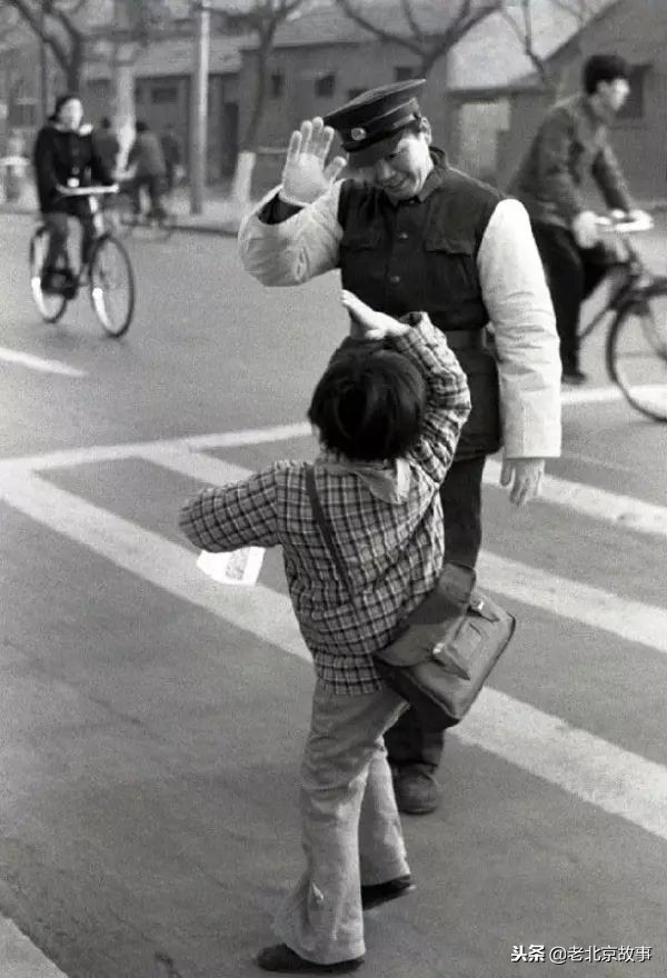 80年代老北京的生活,80年代北京的生活图片