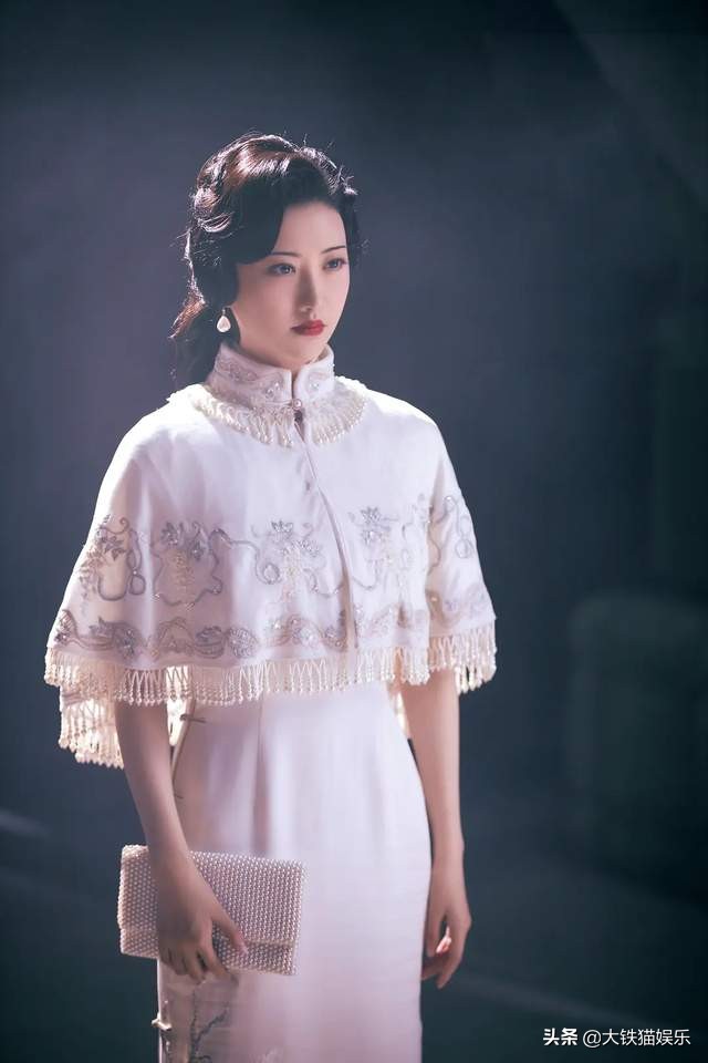 穿旗袍最美的十大女明星,这10名女星的古装又美又灵