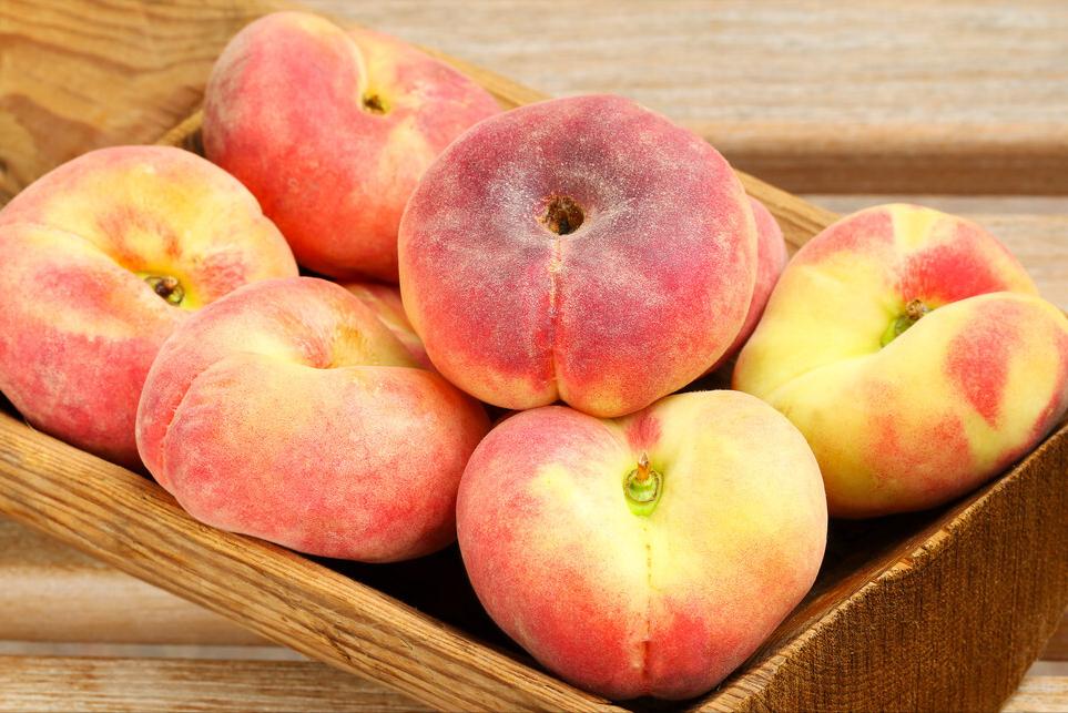脆桃子怎么挑选,新鲜桃子脆又甜