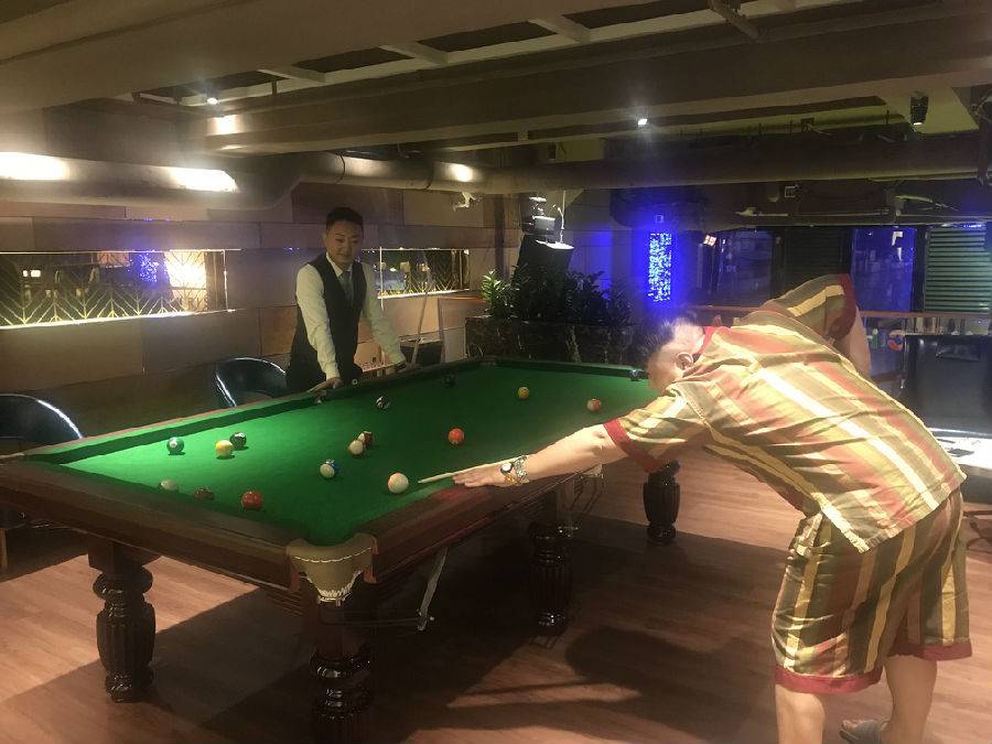 东莞西湖乐园恒温游泳馆,东莞水立方游玩