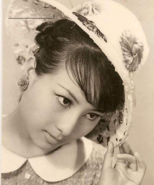 帮出轨丈夫收拾完烂摊子,又给虐猫惹众怒的女儿打掩护,太惨了吧