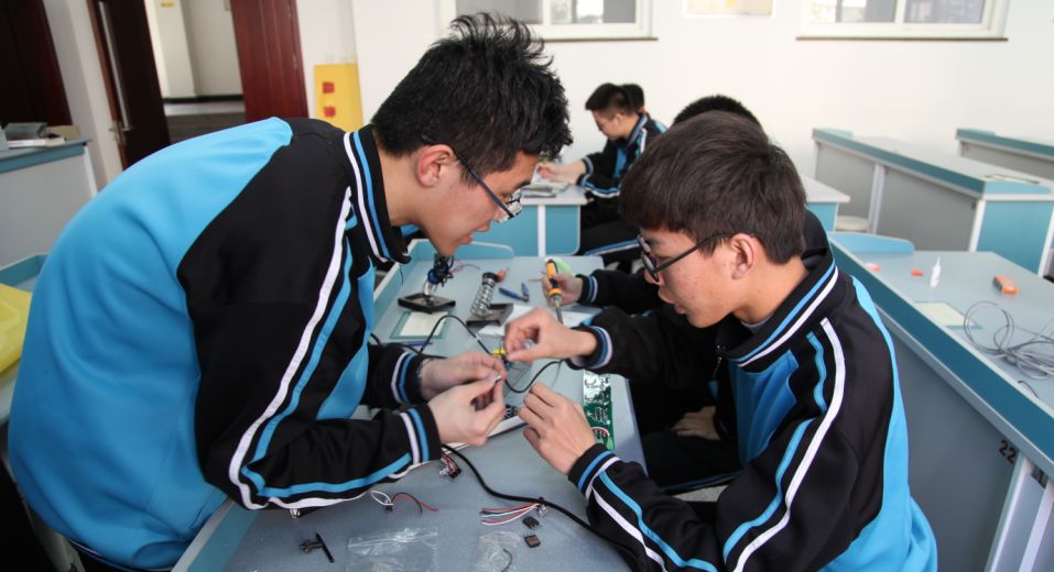 2019高中全景图,航拍二中青春