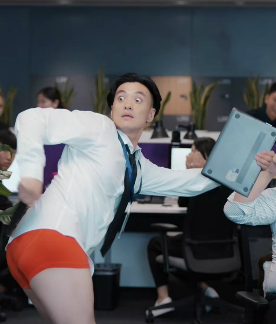 油腻过度的表情,表情太过于浮夸