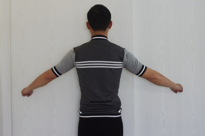 阿迪达斯骑行服,阿迪达斯春季新款运动服