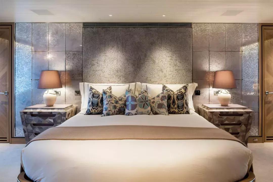 最豪华游艇别墅,一艘超级游艇多少钱