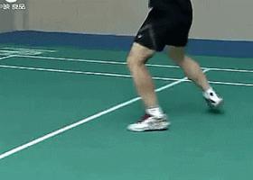 打羽毛球步伐不干净,打羽毛球跑不快