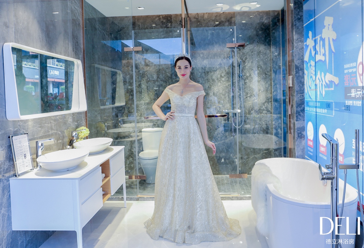 名雕装饰最新发布会,名雕装饰现代简约风格