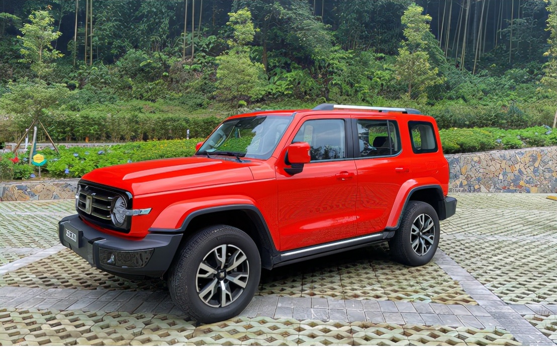 最新试驾坦克300用户感受视频,试驾坦克300底盘驾驶质感高级