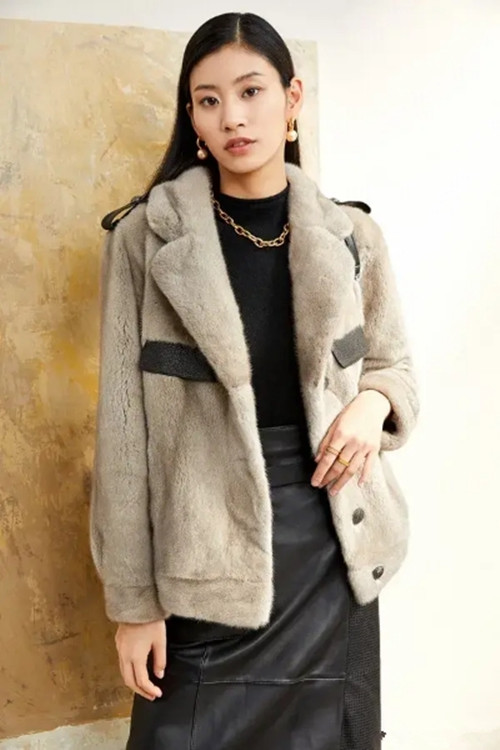 貂皮大衣怎么打理,冬天貂皮大衣里面适合穿搭什么