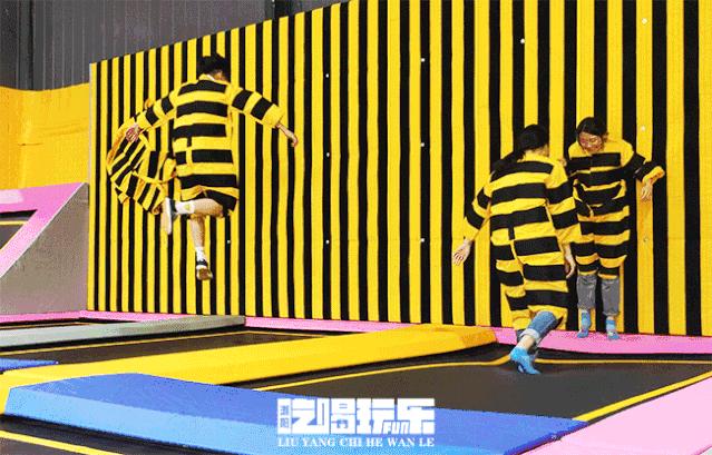 蹦床馆网红滑梯室内,旱雪滑梯蹦床公园